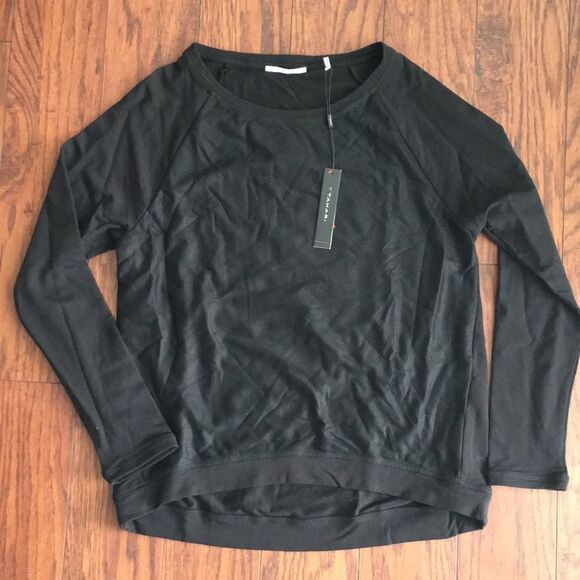NWT T Tahari Theola knit crew neck. Medium - Picture 1 of 4